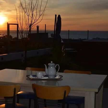 Sea View Sunrise Luxury Lägenhet