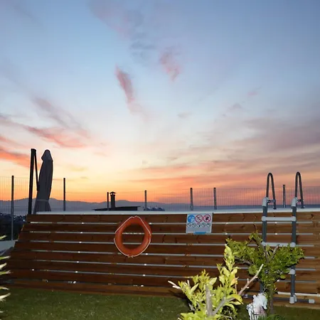 Sea View Sunrise Luxury Lägenhet *